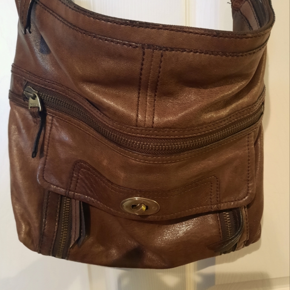 Vintage fossil leather bag